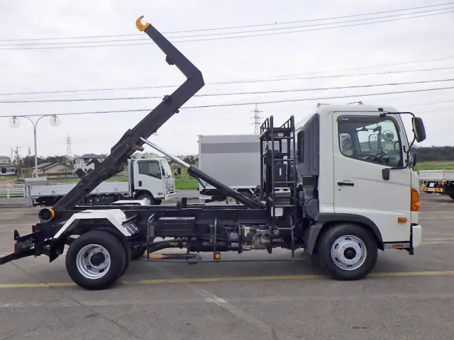 日野 レンジャー TKG-FC9JEAA(2WD)の写真40