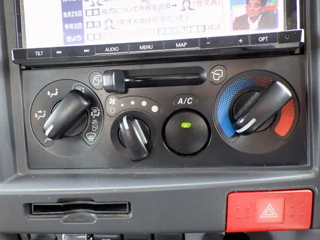 いすゞ エルフ 2RG-NNS88AN(4WD)の写真16