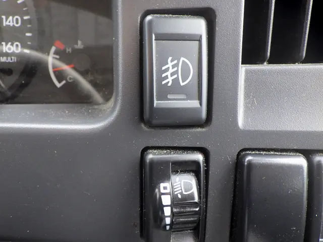 いすゞ エルフ 2RG-NNS88AN(4WD)の写真21