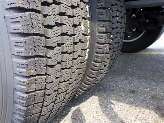 いすゞ エルフ 2RG-NNS88AN(4WD)の写真26