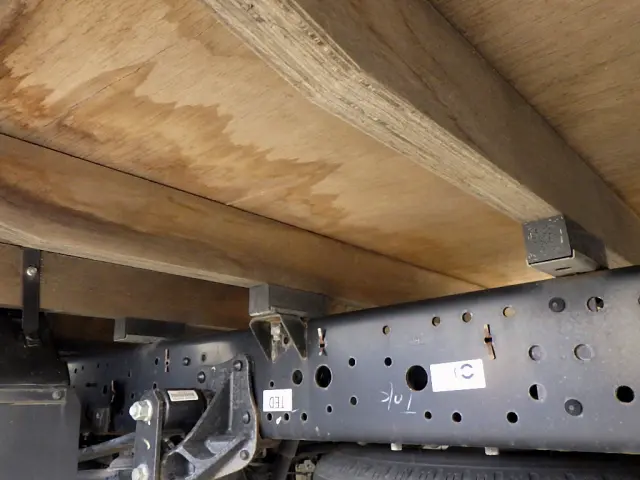 いすゞ エルフ 2RG-NNS88AN(4WD)の写真37