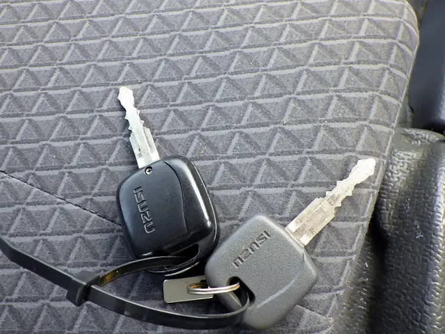 いすゞ エルフ 2RG-NNS88AN(4WD)の写真50