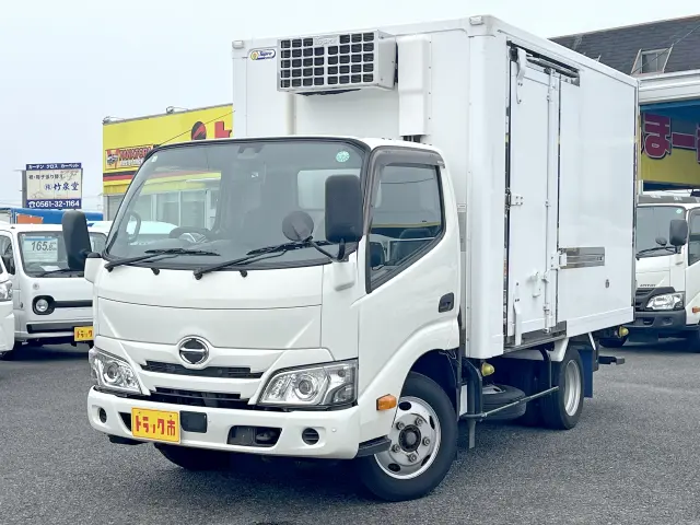 日野 デュトロ 2RG-XZC605M(2WD)の写真1