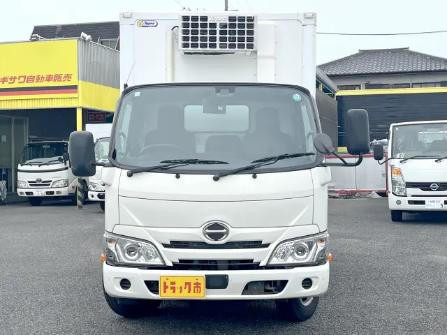 ４０００ｃｃのディーゼルターボエンジンにATミッションを搭載☆AT限定免許で運転が可能です♪|日野 デュトロ 2RG-XZC605M(2WD)の写真2