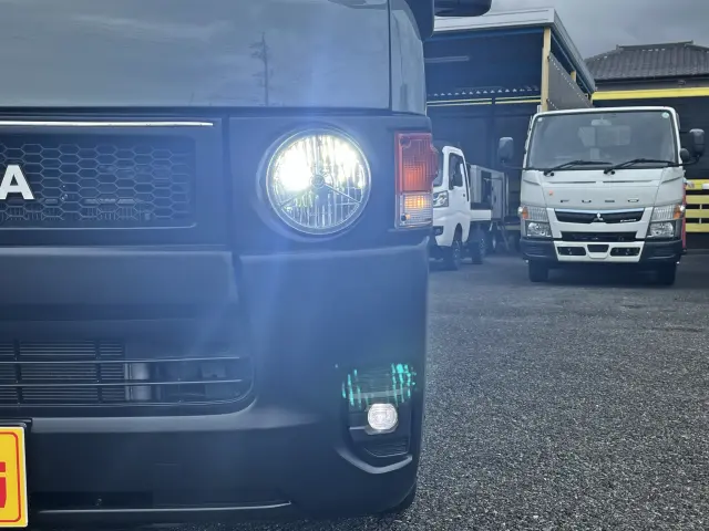 トヨタ ハイエースバン 3BF-TRH200V(2WD)の写真34