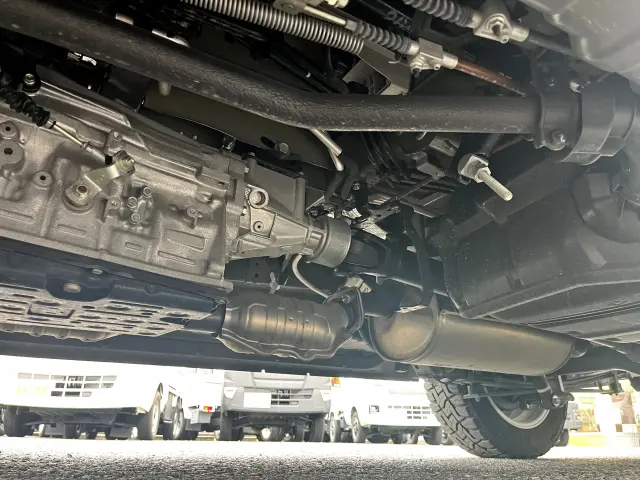 トヨタ ハイエースバン 3BF-TRH200V(2WD)の写真38