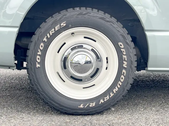 トヨタ ハイエースバン 3BF-TRH200V(2WD)の写真40