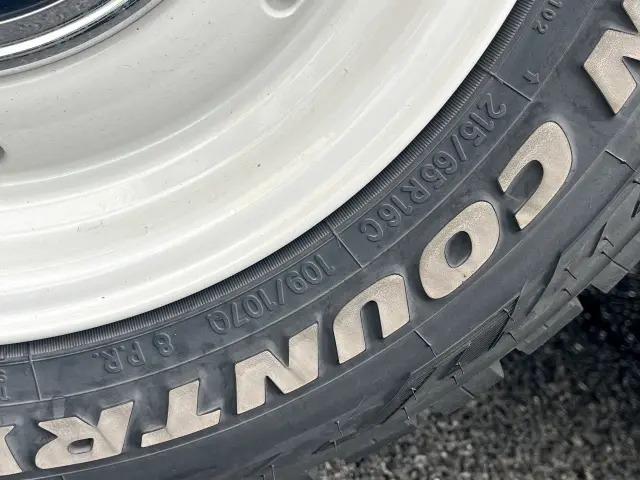 トヨタ ハイエースバン 3BF-TRH200V(2WD)の写真44