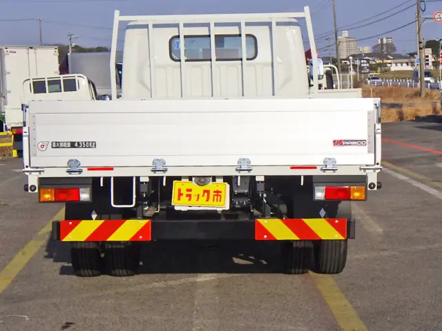 三菱 キャンター 2PG-FEBS0(2WD)の写真6