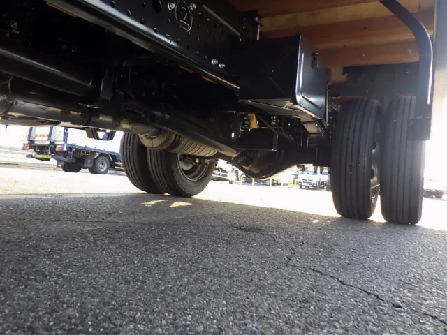 三菱 キャンター 2PG-FEBS0(2WD)の写真20