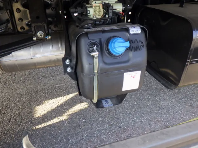 三菱 キャンター 2PG-FEBS0(2WD)の写真34