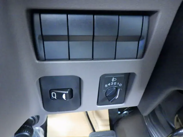 三菱 キャンター 2PG-FEBS0(2WD)の写真46