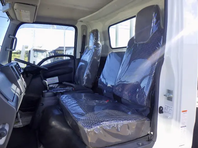 いすゞ エルフ 2RG-NPR88AR(2WD)の写真11