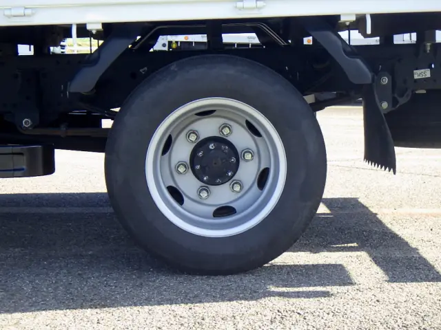 いすゞ エルフ 2RG-NPR88AR(2WD)の写真21