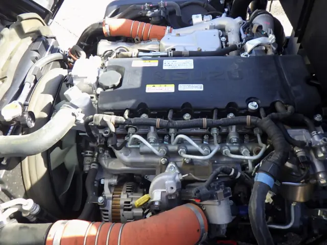 いすゞ エルフ 2RG-NPR88AR(2WD)の写真24