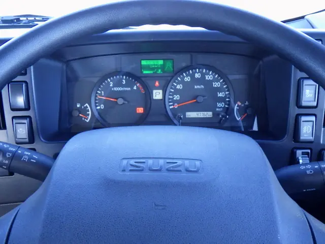 いすゞ エルフ 2RG-NPR88AR(2WD)の写真49