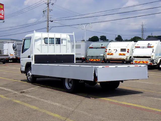 三菱 キャンター 2PG-FEBS0(2WD)の写真37