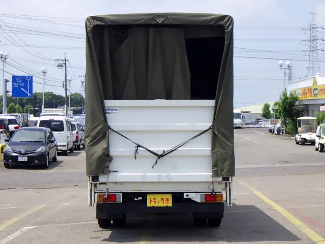 トヨタ ダイナ 2RG-XZC710(2WD)の写真6