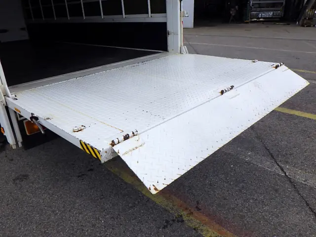 トヨタ ダイナ 2RG-XZC710(2WD)の写真31