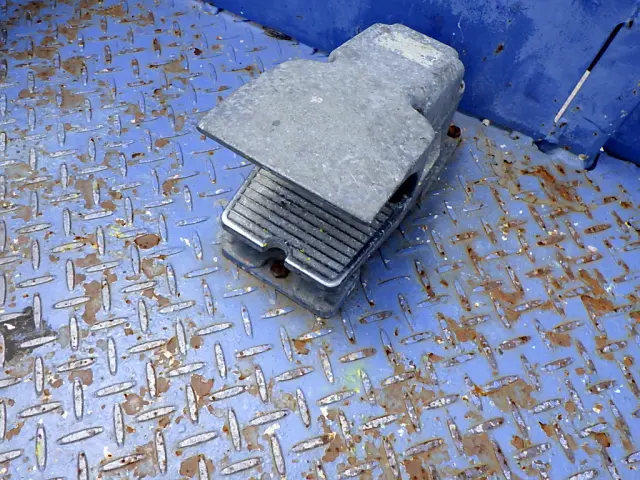 日野 デュトロ SKG-XZU640F(2WD)の写真15