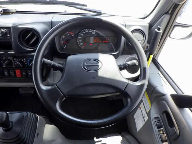 日野 デュトロ SKG-XZU640F(2WD)の写真17