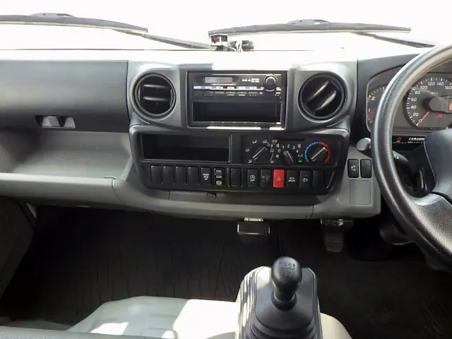 日野 デュトロ SKG-XZU640F(2WD)の写真19