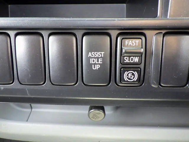 日野 デュトロ SKG-XZU640F(2WD)の写真21