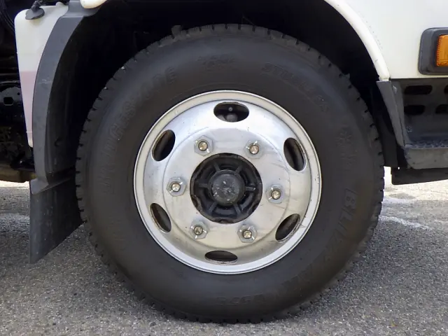 日野 デュトロ SKG-XZU640F(2WD)の写真24