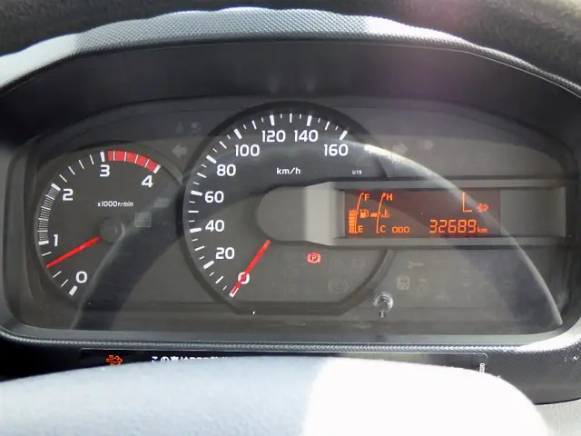 日野 デュトロ SKG-XZU640F(2WD)の写真49