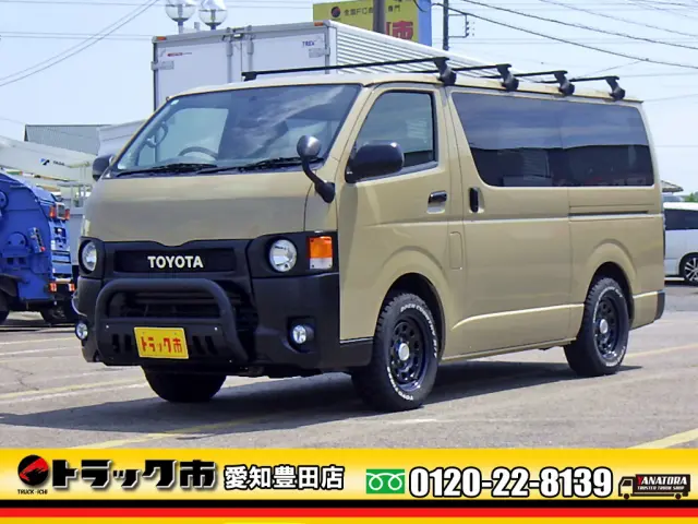 トヨタ ハイエースバン CBF-TRH200V(2WD)の写真1
