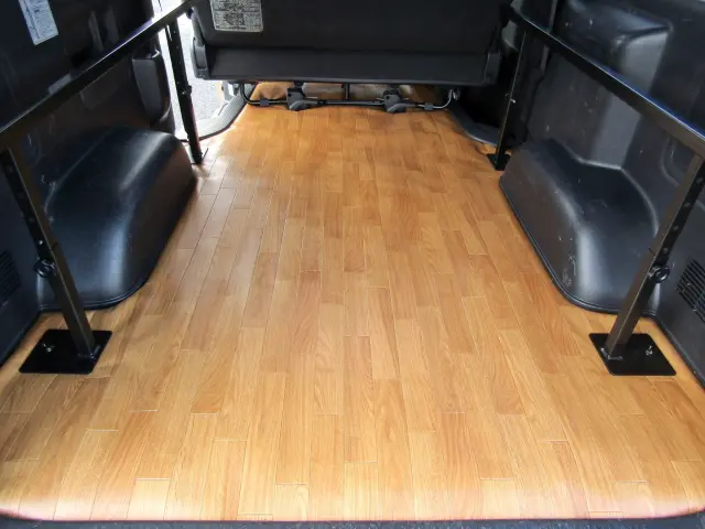 トヨタ ハイエースバン CBF-TRH200V(2WD)の写真14