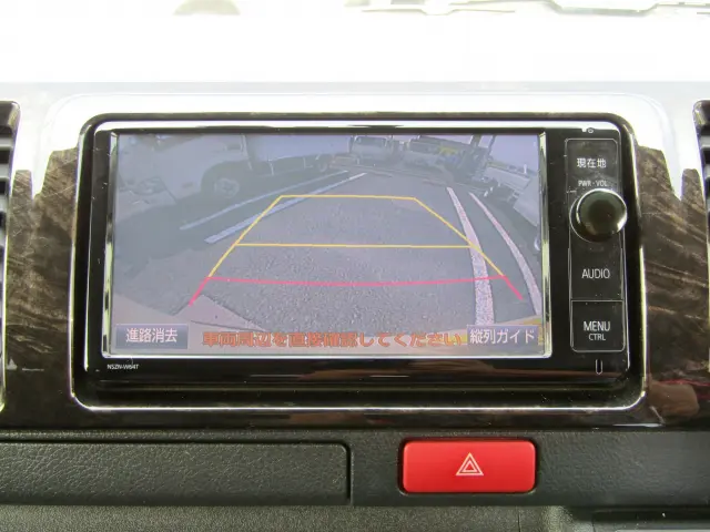 トヨタ ハイエースバン CBF-TRH200V(2WD)の写真21