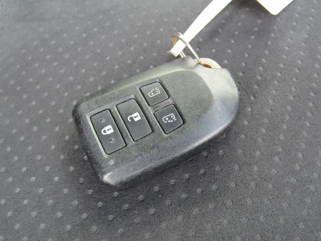 トヨタ ハイエースバン CBF-TRH200V(2WD)の写真35