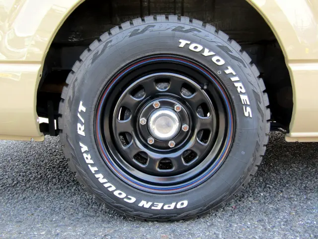 トヨタ ハイエースバン CBF-TRH200V(2WD)の写真48