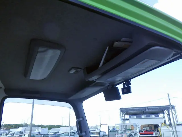 いすゞ エルフ TRG-NMR85AN(2WD)の写真24
