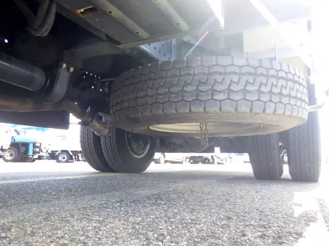 いすゞ エルフ TRG-NMR85AN(2WD)の写真27