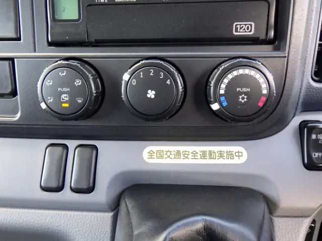 三菱 キャンター TKG-FEA50(2WD)の写真20
