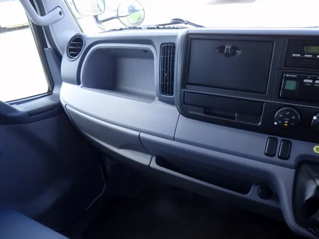三菱 キャンター TKG-FEA50(2WD)の写真25