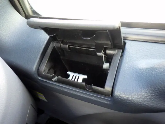 三菱 キャンター TKG-FEA50(2WD)の写真26