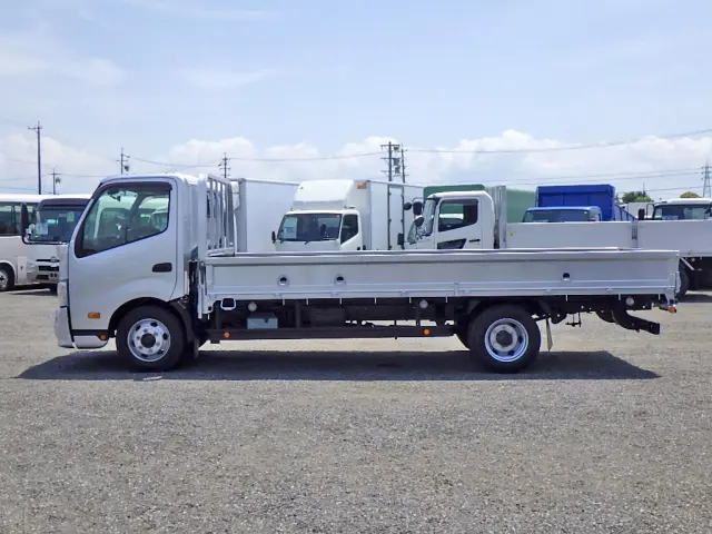 トヨタ トヨエース 2KG-XZU722(2WD)の写真4