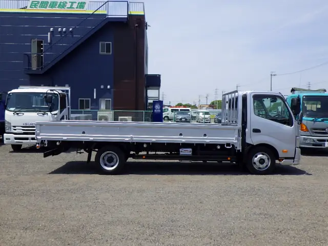 トヨタ トヨエース 2KG-XZU722(2WD)の写真5