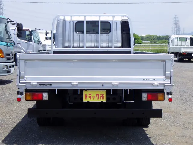 トヨタ トヨエース 2KG-XZU722(2WD)の写真6