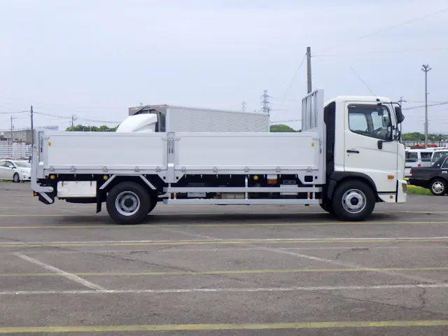 日野 レンジャー 2PG-GC2ABA(2WD)の写真5