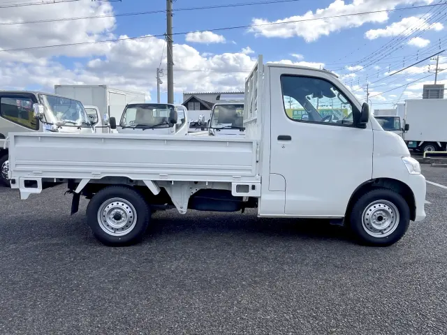 マツダ ボンゴトラック 5BF-S403F(2WD)の写真4