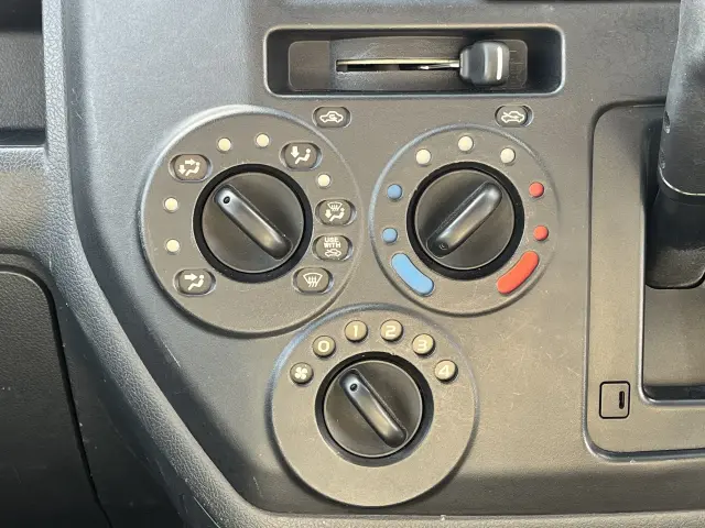 マツダ ボンゴトラック 5BF-S403F(2WD)の写真20