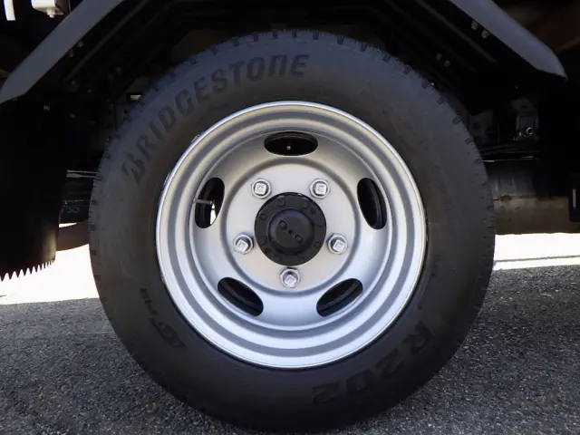 三菱 キャンター 2PG-FEAV0(2WD)の写真36