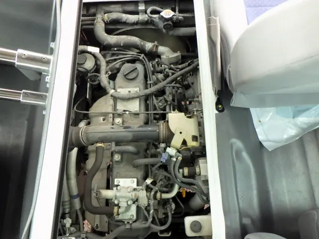 いすゞ ジャーニー ABG-SDHW41(2WD)の写真34