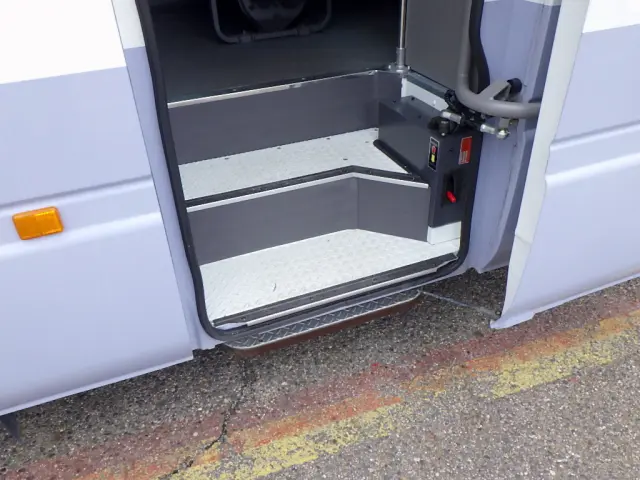 いすゞ ジャーニー ABG-SDHW41(2WD)の写真37