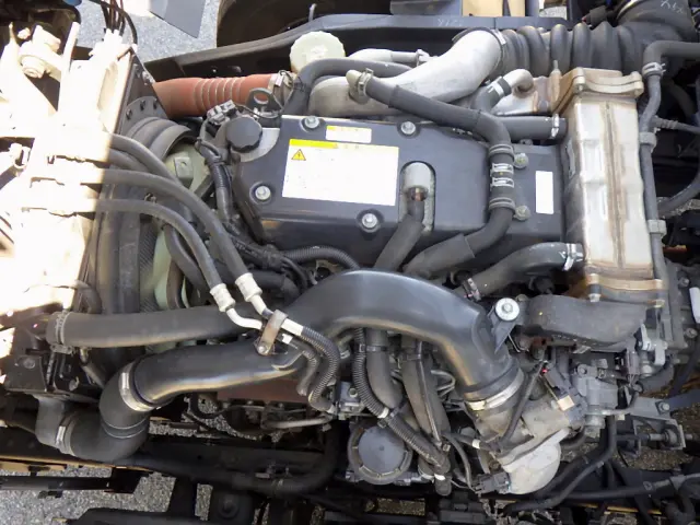 UD コンドル 2RG-BRR90T2(2WD)の写真29