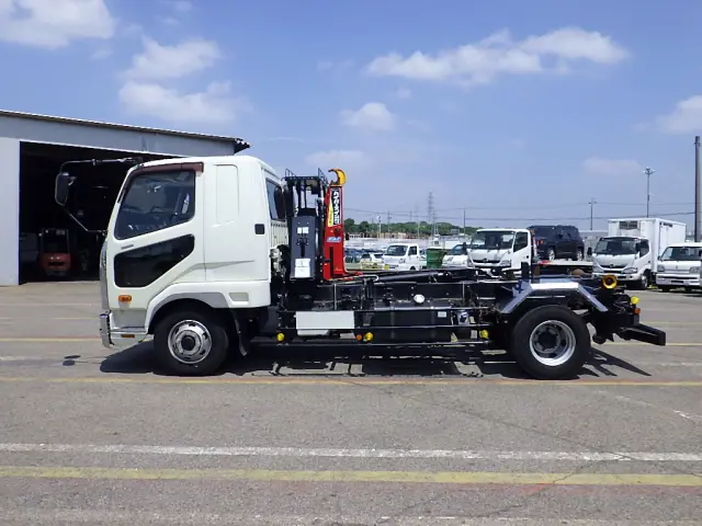 三菱 ファイター 2KG-FK61F(2WD)の写真4